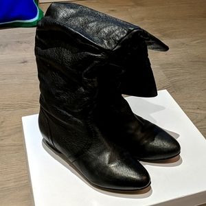 Steve Madden Black leather boots